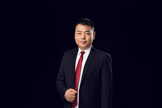 創(chuàng  )始人.jpg